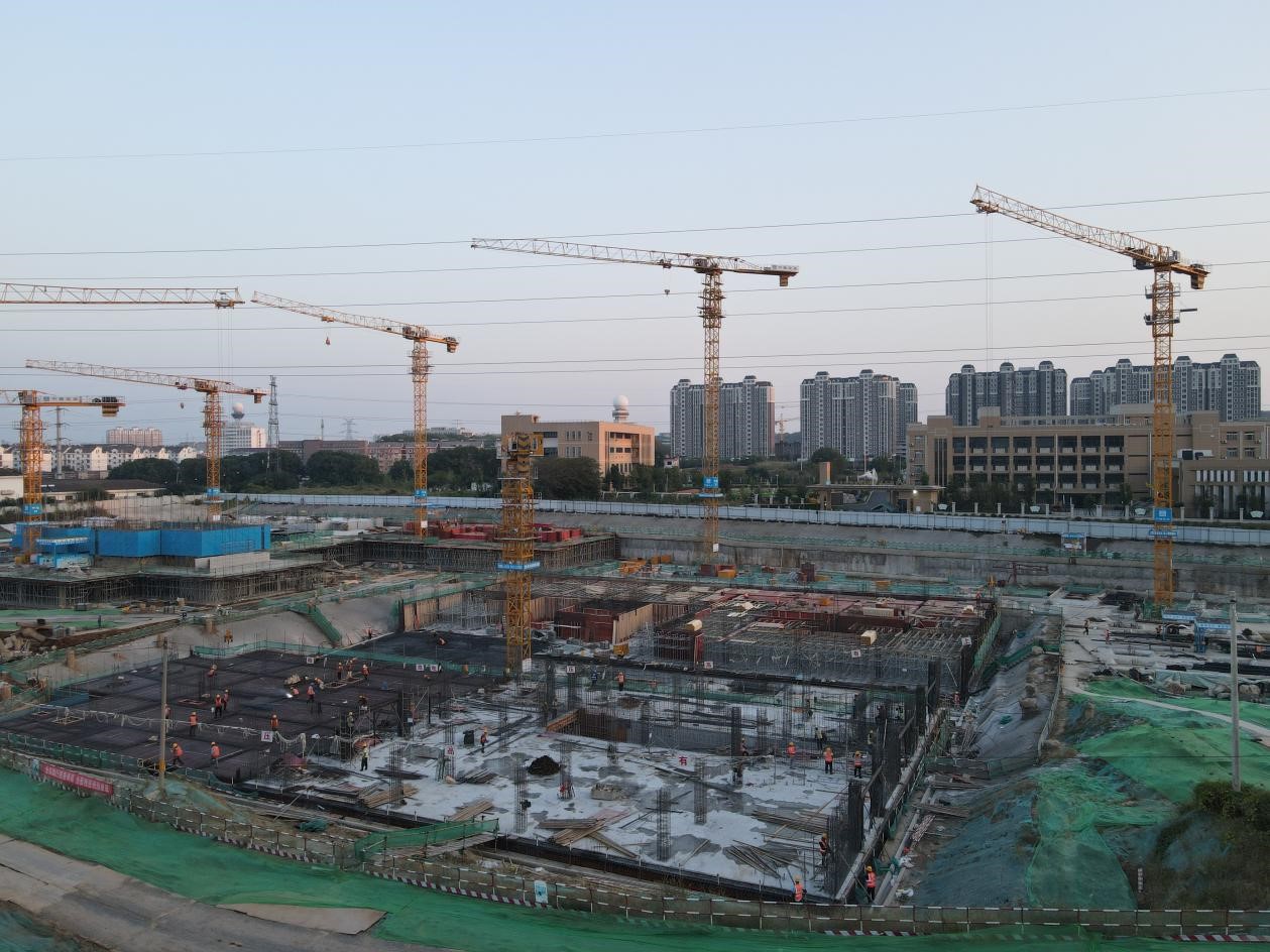 保民生保安全四时度全力打赢攻坚战